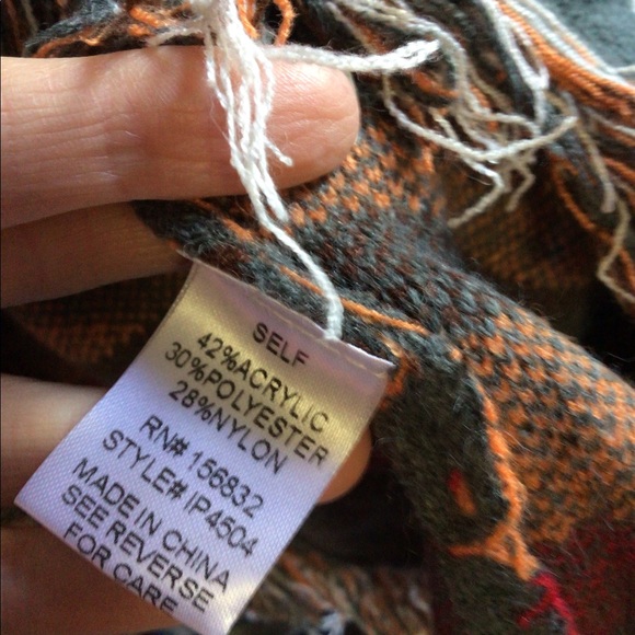 1 left!! ❤️Grey Skies Aztec Blanket  Western Fringe Blanket cardigan sweater - Picture 7 of 13